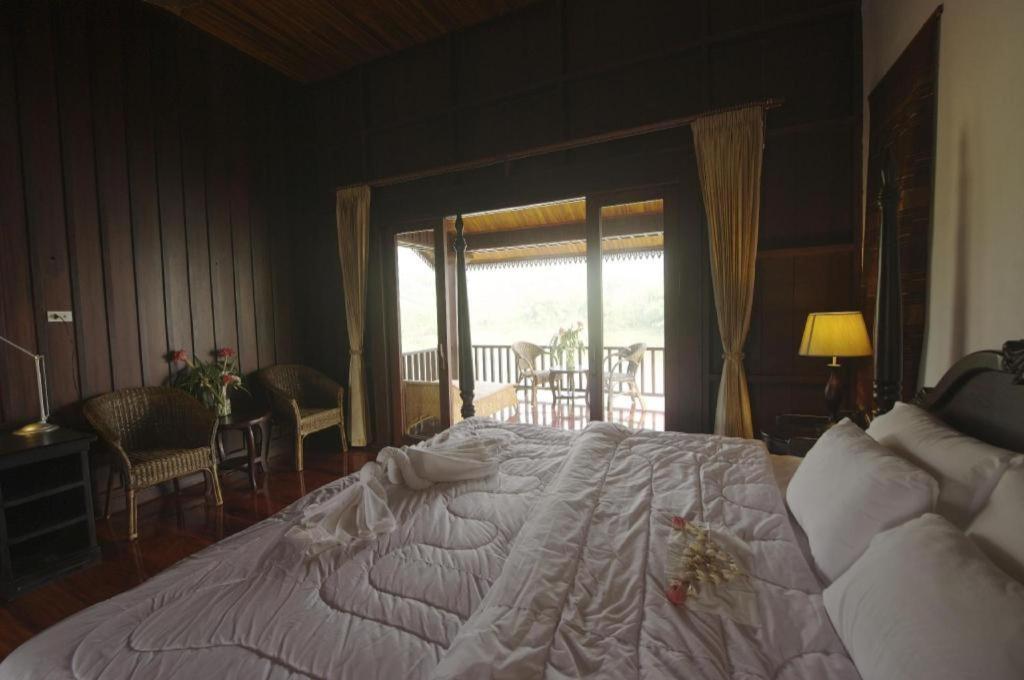 Nam Ou Riverside Resort Ban Vangle Exterior photo