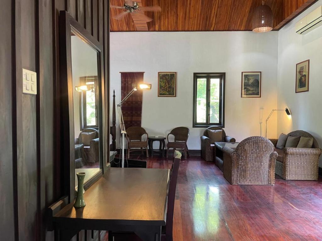 Nam Ou Riverside Resort Ban Vangle Exterior photo