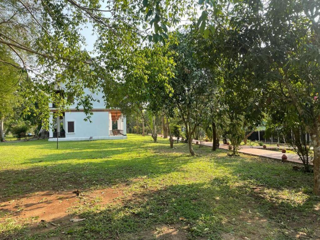 Nam Ou Riverside Resort Ban Vangle Exterior photo